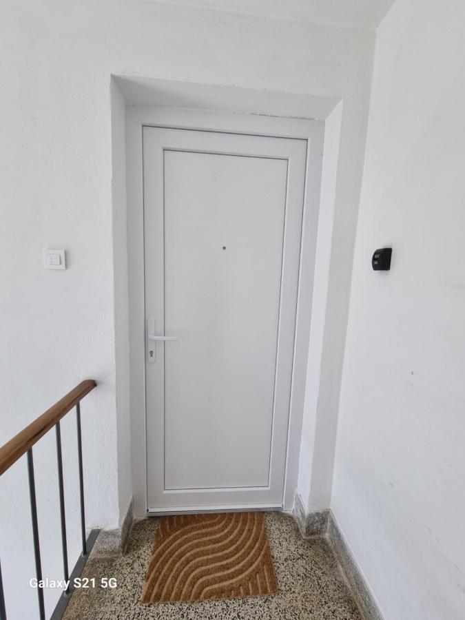 Apartment Rivarela Blu - Newly Renovated And Top Location Near Sea Novigrad Istria Exterior foto